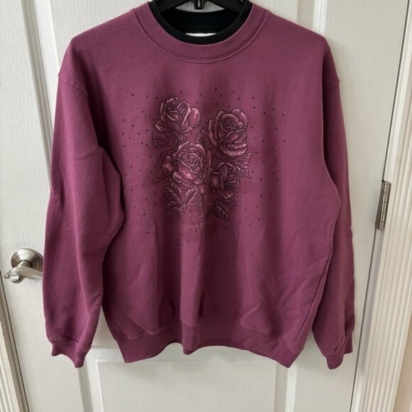 Women's Printed Roses Sweatshirt, Size Large - Picture 1 of 3